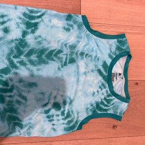 target all in motion tank top unisex size medium green